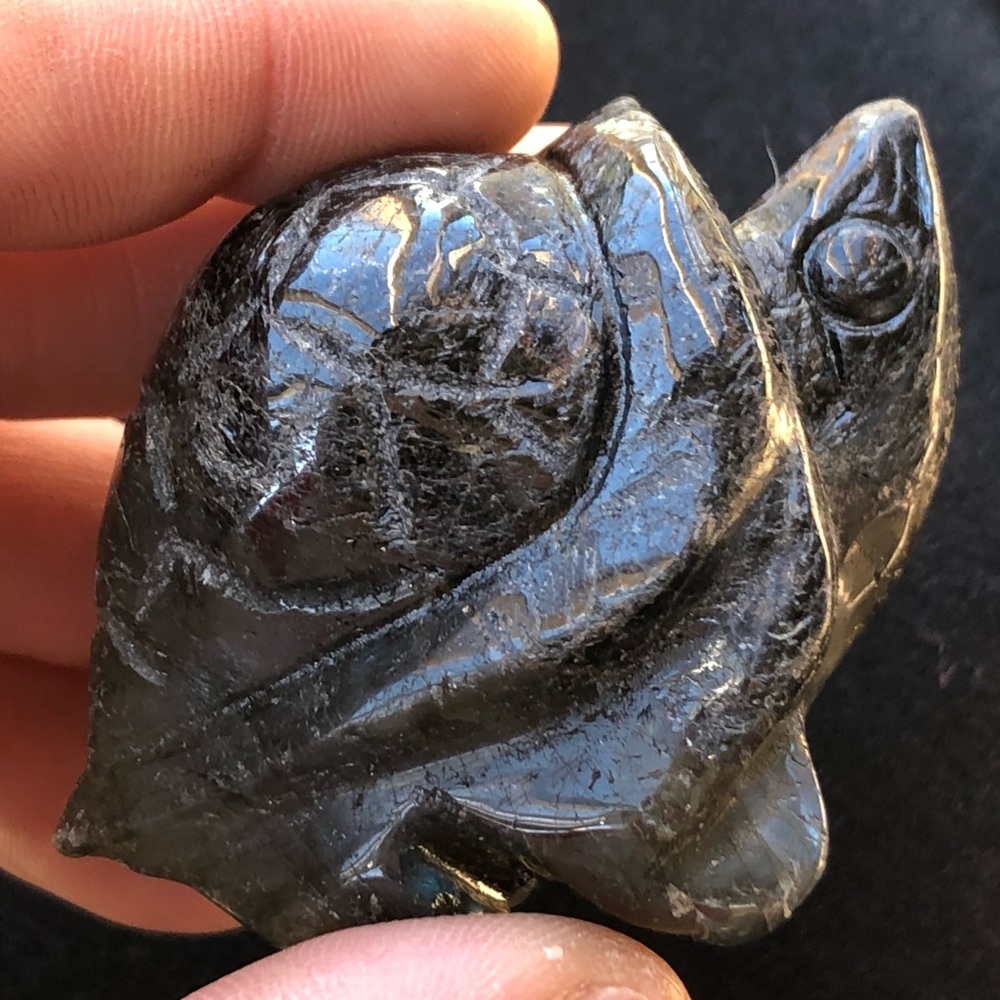 Labradorite Crystal Turtle - Picture 15 of 16